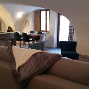 Appartement Maison A Tour, Briançon