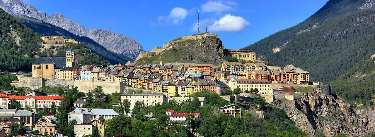 Hotel Cristol Briancon  2*, Briancon (Hautes-Alpes) France